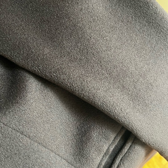 Armani Collezioni Men’s dark brown wool and angora coat size 48R - Picture 9 of 11